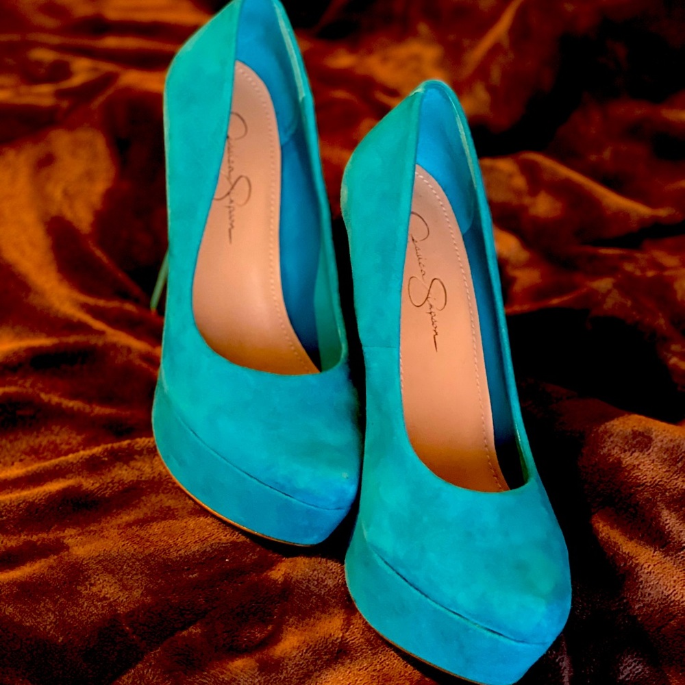 Jessica Simpson heels
